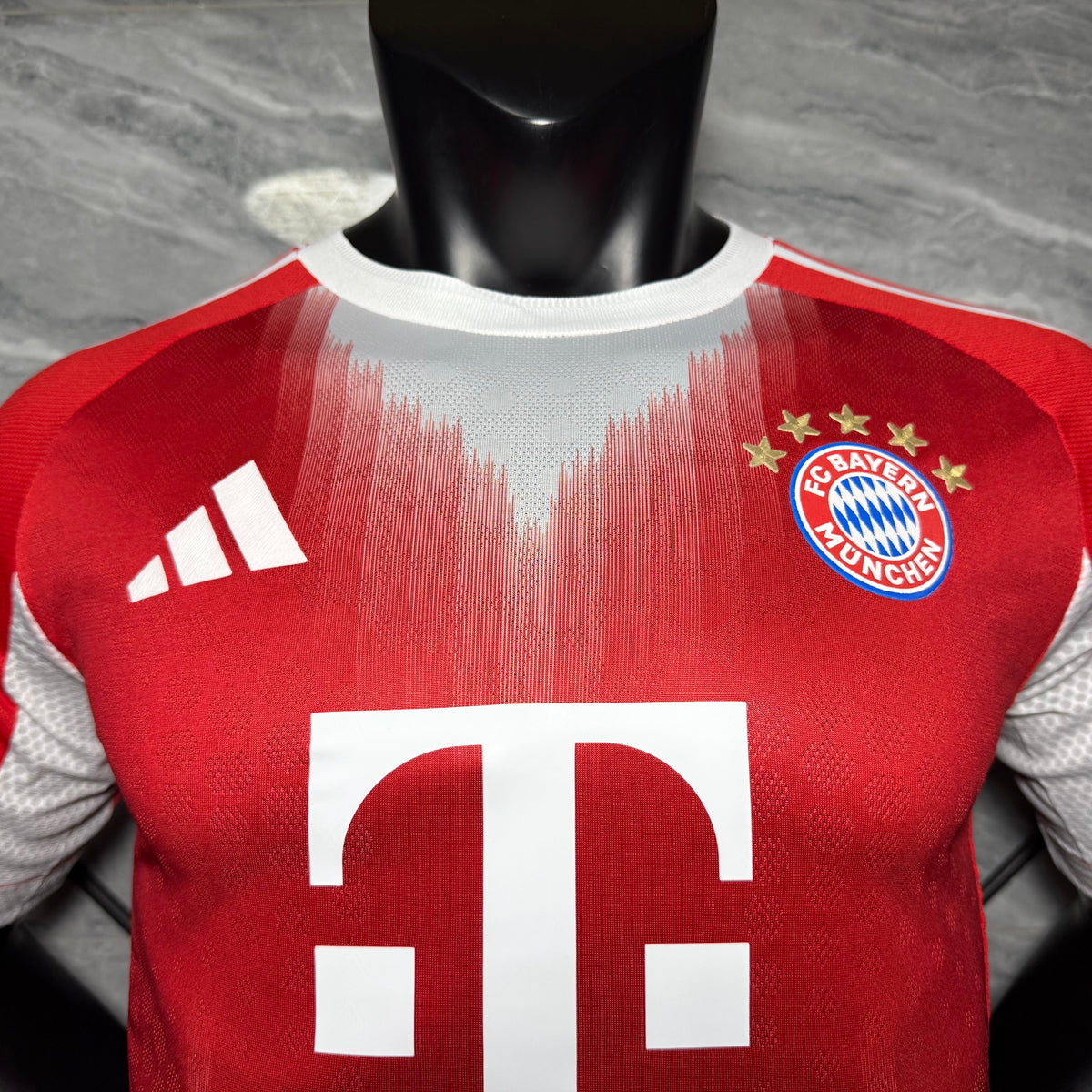 Bayern Múnich 25/26 Local Vers. Jugador
