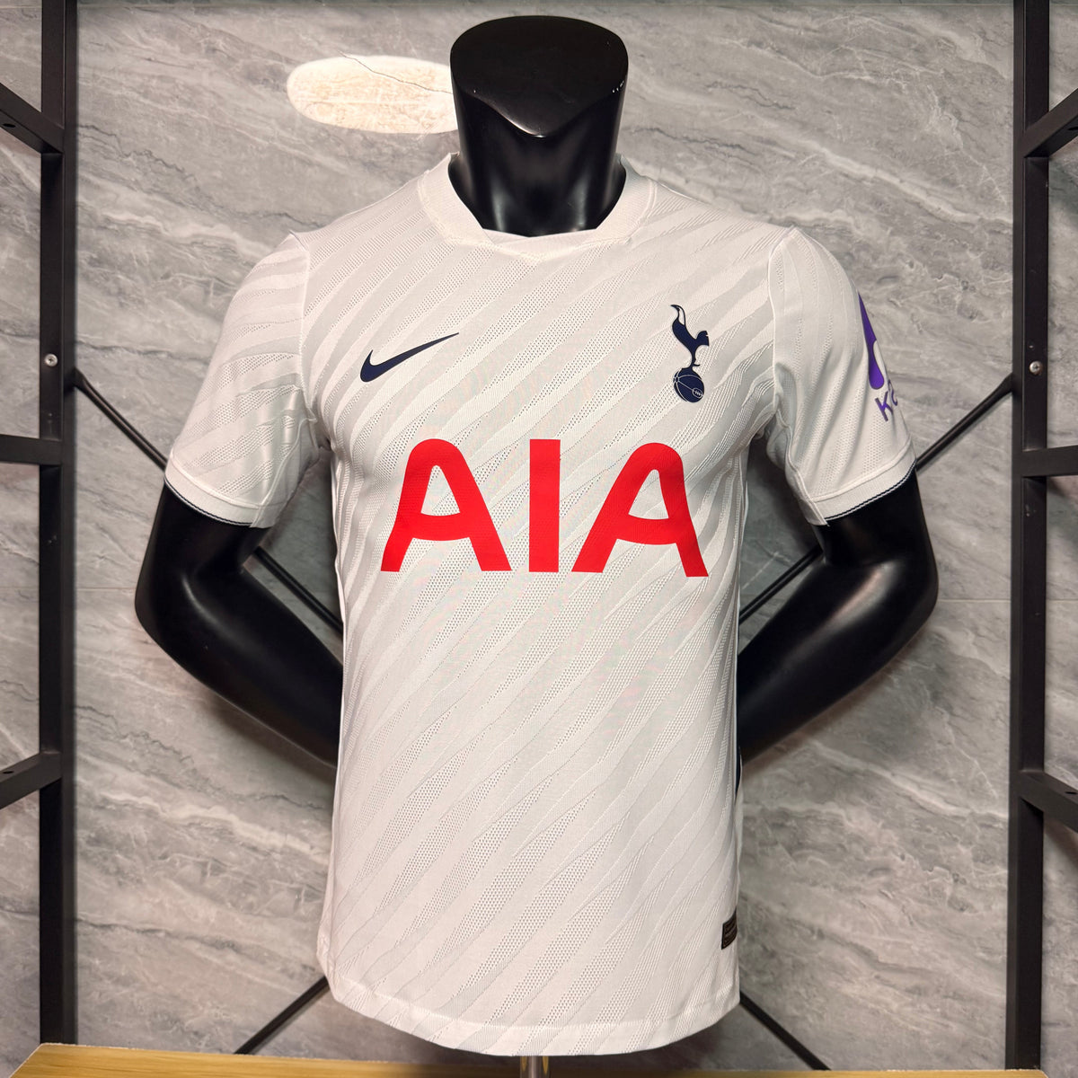 Tottenham Hotspur 26/27 Local Vers. Jugador
