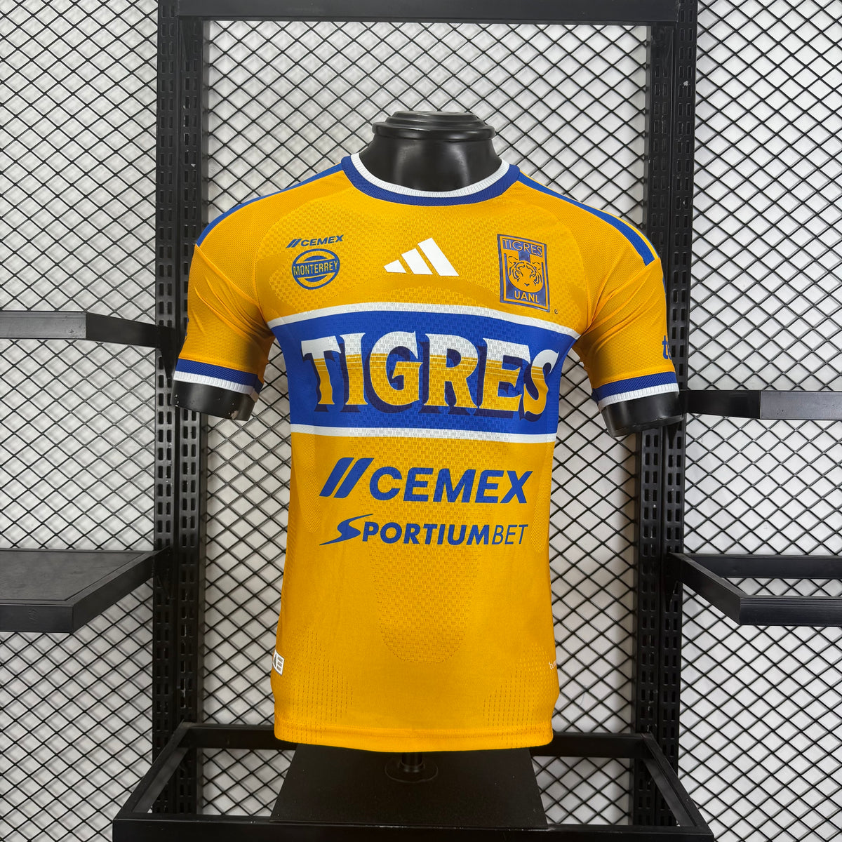 Tigres UANL 26/27 Local Vers. Jugador